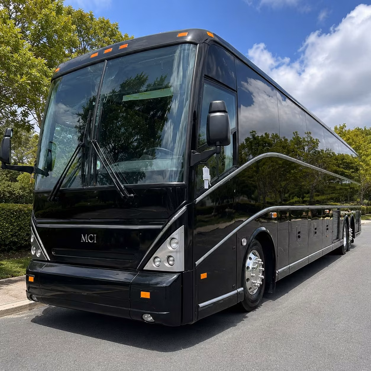 employee shuttle services and commuter transportation in fort worth